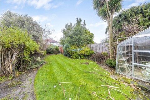 Click the photo for more details of Oxford Crescent, New Malden, Surrey