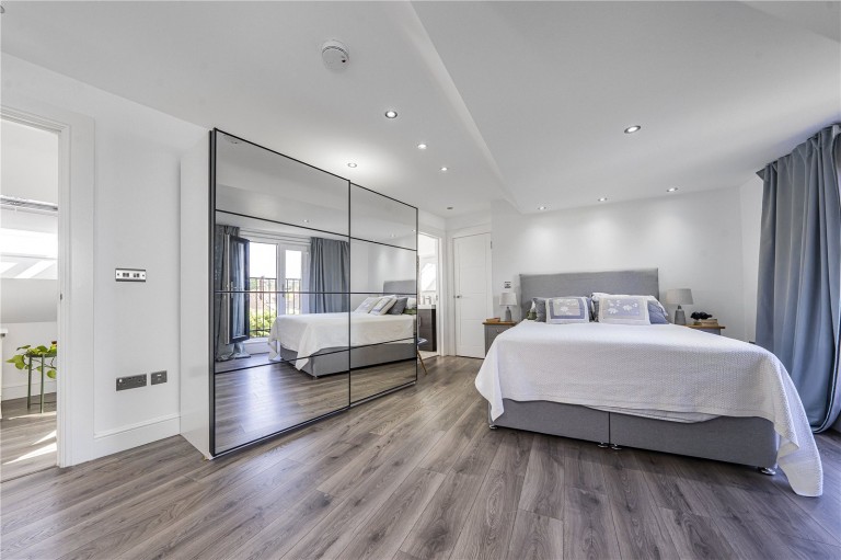 Images for Lawn Close, New Malden, Surrey