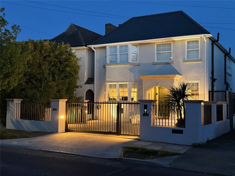 Click the photo for more details of Hollington Crescent, New Malden, KT3