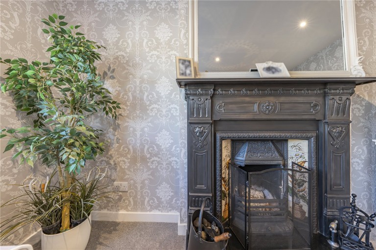 Images for Hollington Crescent, New Malden, Surrey