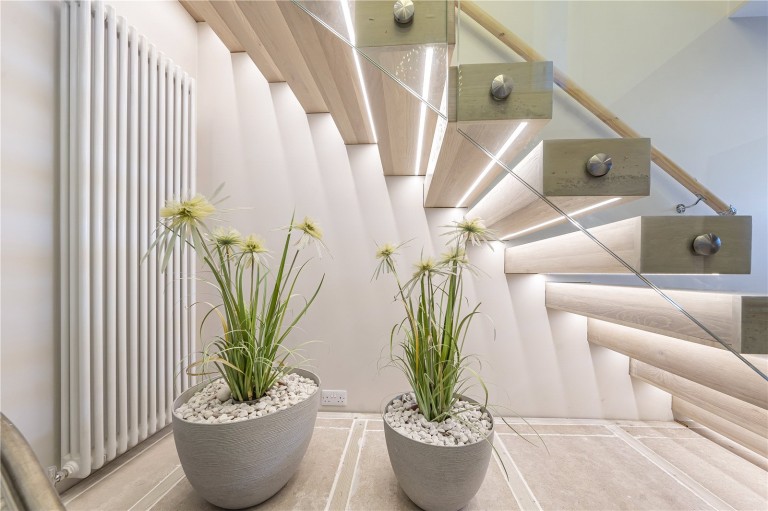 Images for Hollington Crescent, New Malden, Surrey