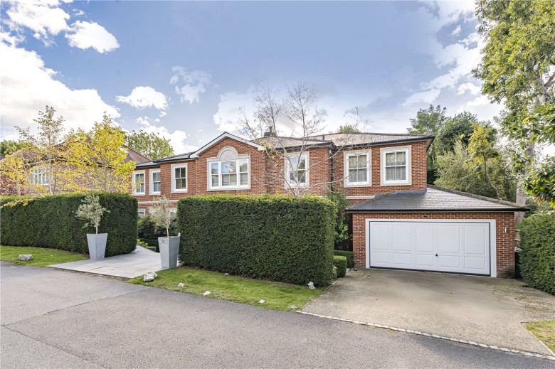 Click the photo for more details of Neville Avenue, New Malden, Surrey