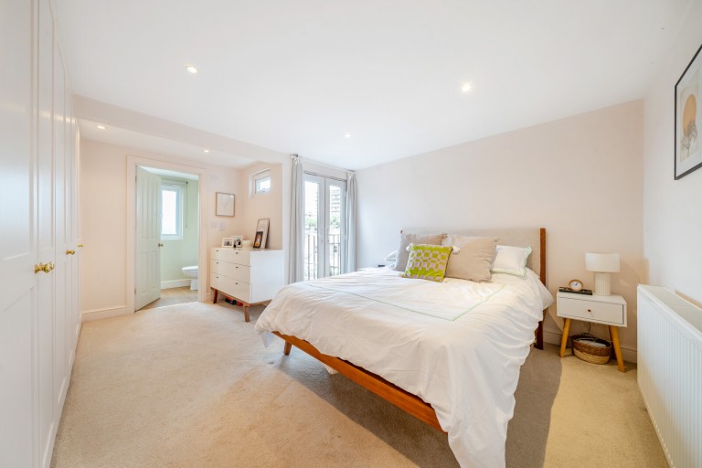 Images for Somerset Road, Kingston Upon Thames, Surrey