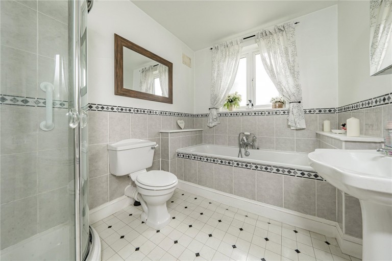 Images for Eton Avenue, New Malden