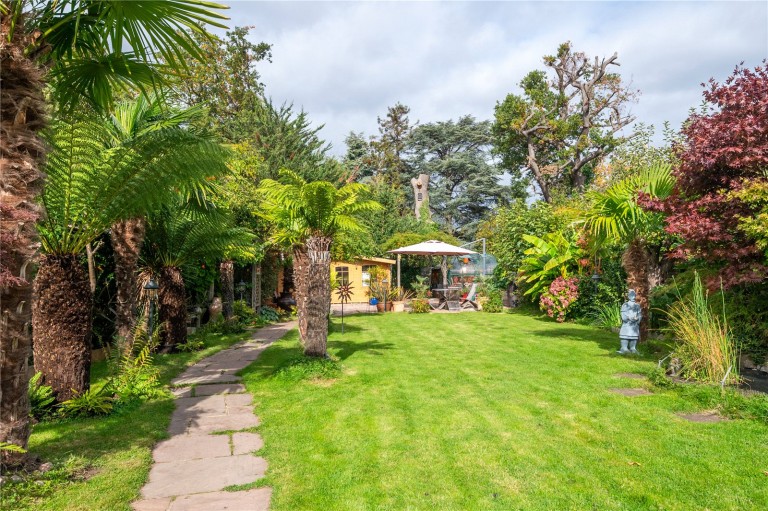 Images for Edenfield Gardens, Worcester Park, Surrey
