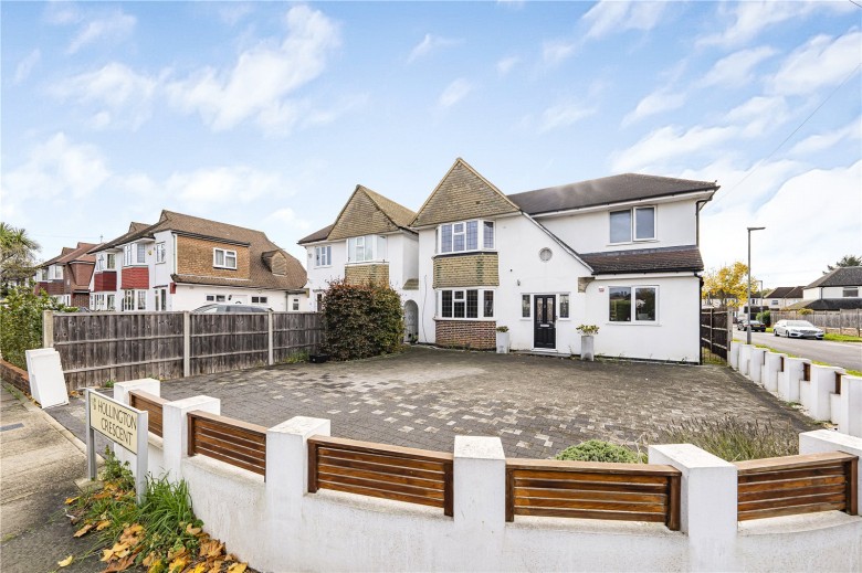 Click the photo for more details of Hollington Crescent, New Malden, Surrey