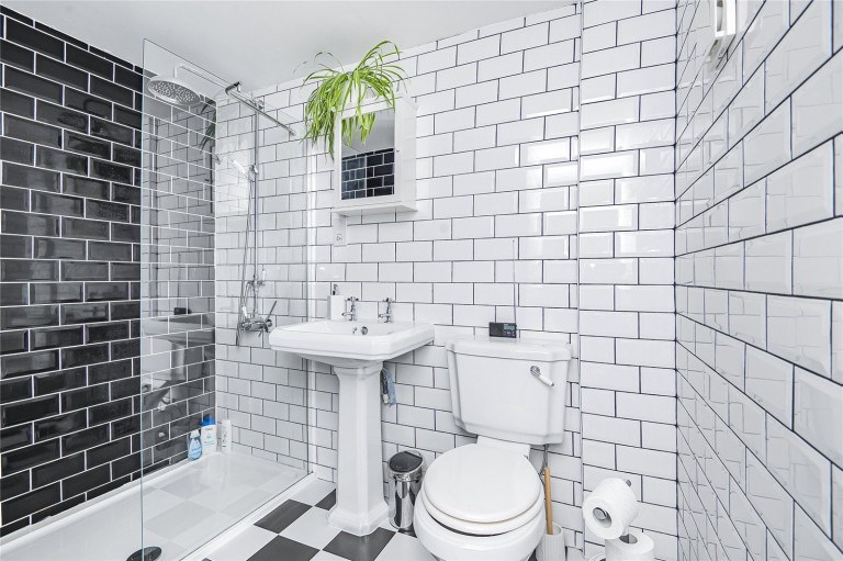 Images for Warwick Road, New Malden, Surrey