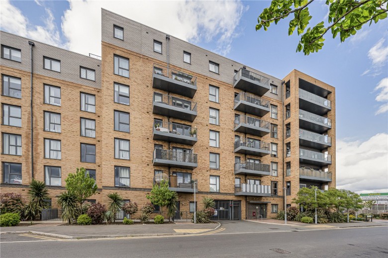 Click the photo for more details of St. Johns Road, New Malden, Surrey