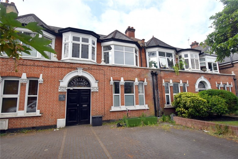 Click the photo for more details of Kingston Road, New Malden, Surrey