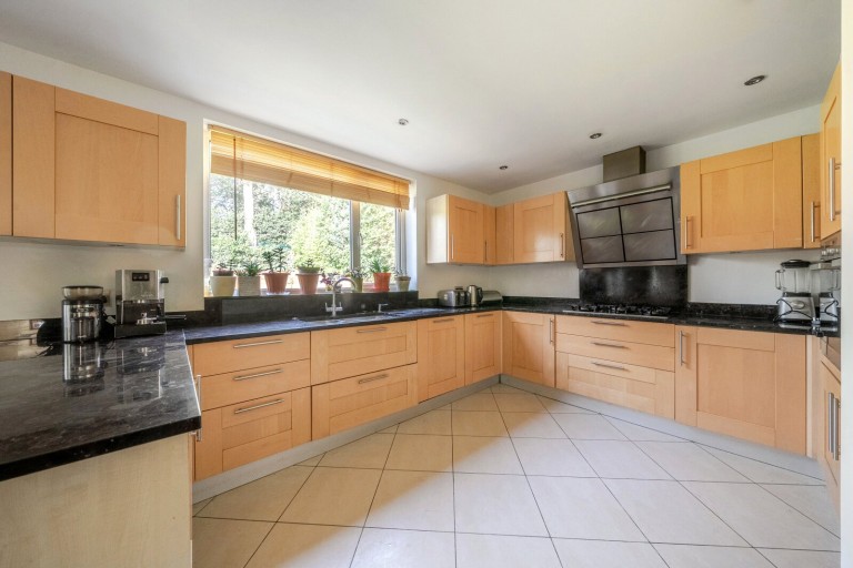 Images for Coombe Hill, Kingston Upon Thames