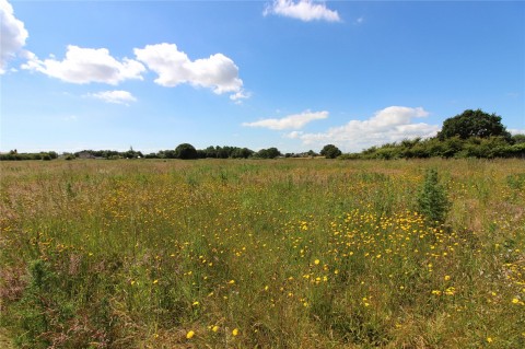 Click the photo for more details of Little Clacton, Clacton-on-Sea, Essex