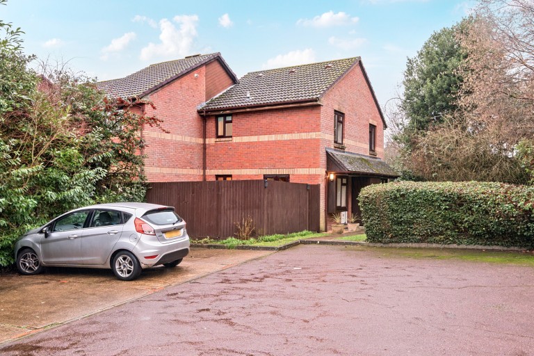 Images for Escott Place, Ottershaw, Surrey