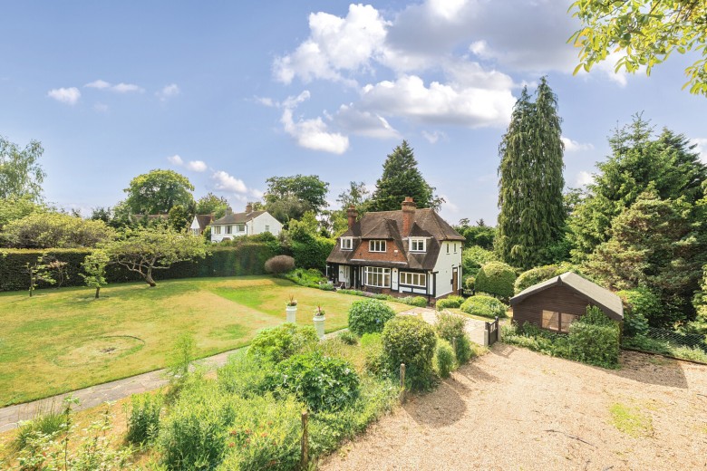 Click the photo for more details of Guildford Road, Chertsey, Surrey