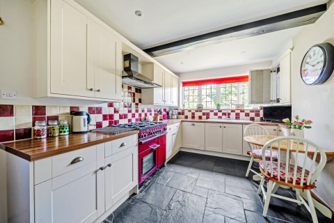 Click the photo for more details of Guildford Road, Chertsey, Surrey