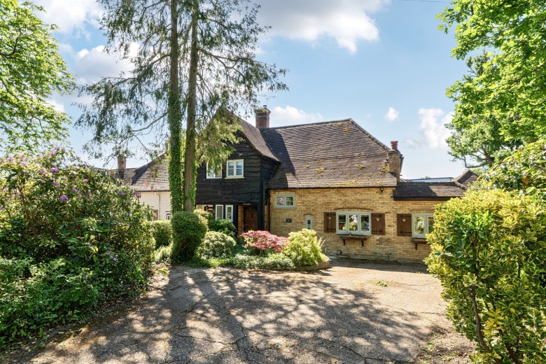 Click the photo for more details of Coombelands Lane, Addlestone, Surrey