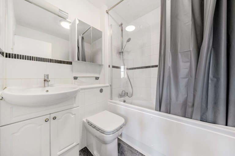 Images for Clarendon Gate, Ottershaw, Surrey