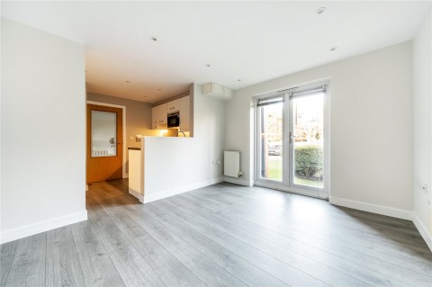 Click the photo for more details of Claremont Road, West Byfleet, KT14