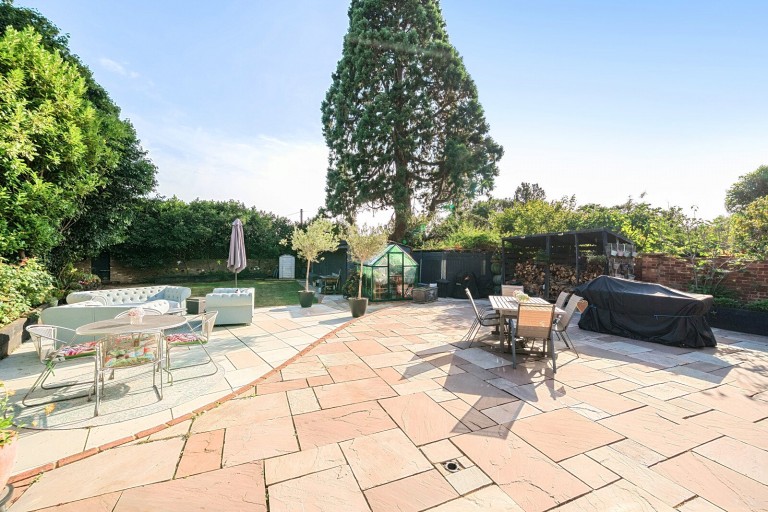 Images for Chertsey, Surrey