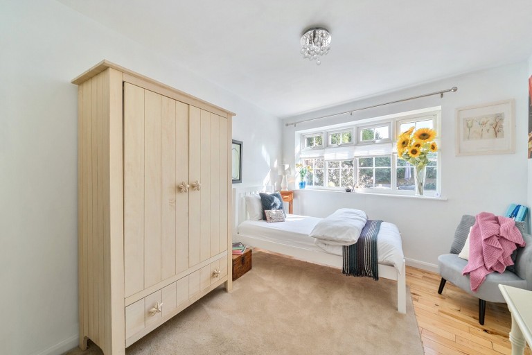 Images for Chertsey, Surrey
