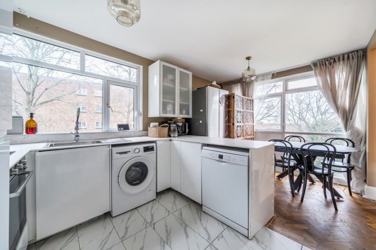 Images for Beechcroft Manor, Weybridge, Surrey