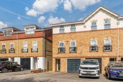 Images for Clarendon Gate, Ottershaw, Surrey