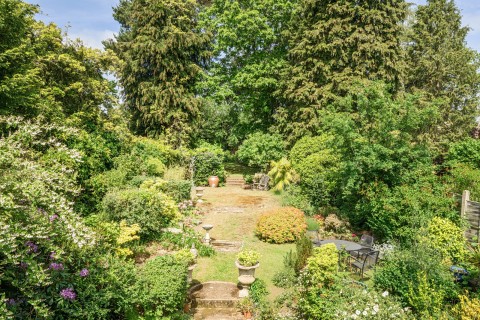 Click the photo for more details of Ferndale Avenue, Chertsey, Surrey