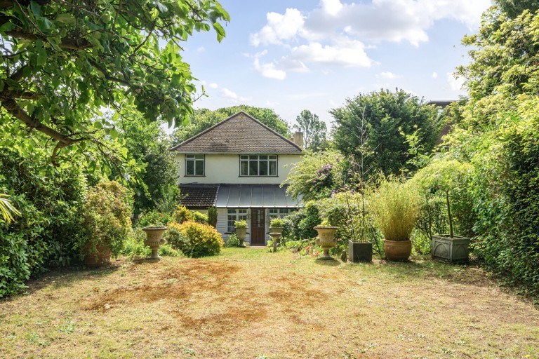 Images for Ferndale Avenue, Chertsey, Surrey