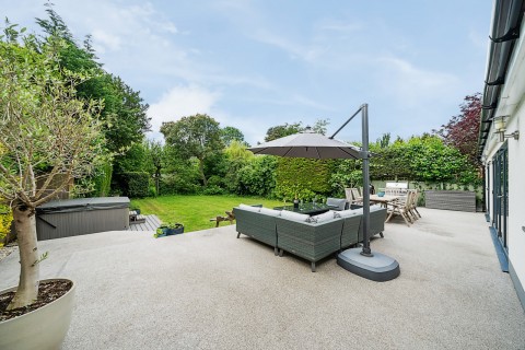 Click the photo for more details of Ruxbury Road, Chertsey, KT16