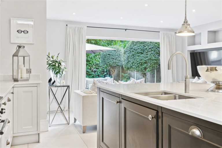 Images for Warrens End, Rowtown, Surrey