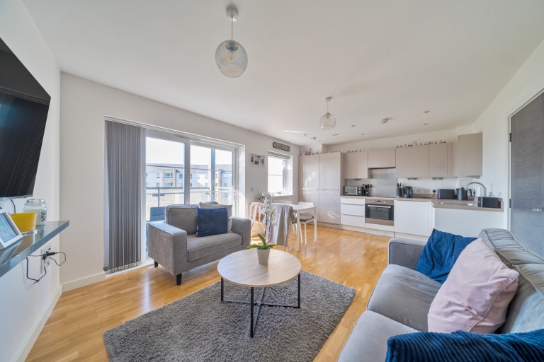 Images for Kennett Lane, Chertsey, Surrey