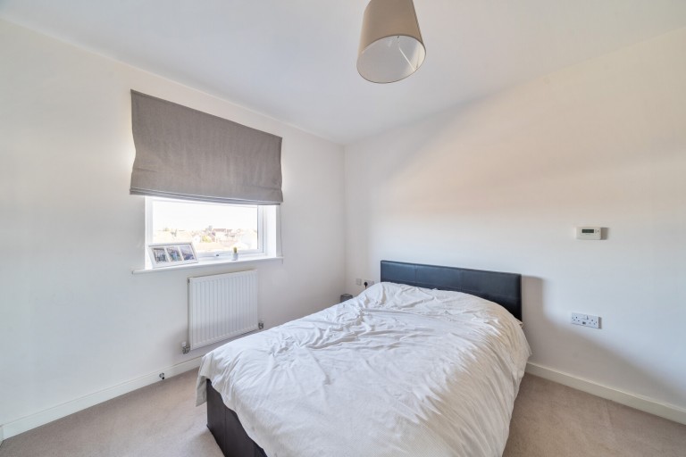 Images for Kennett Lane, Chertsey, Surrey