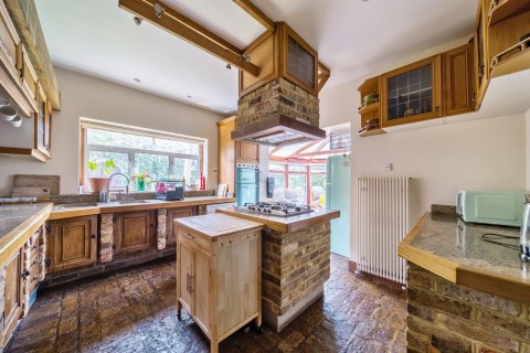Click the photo for more details of Staines Road West, Sunbury-On-Thames, Surrey