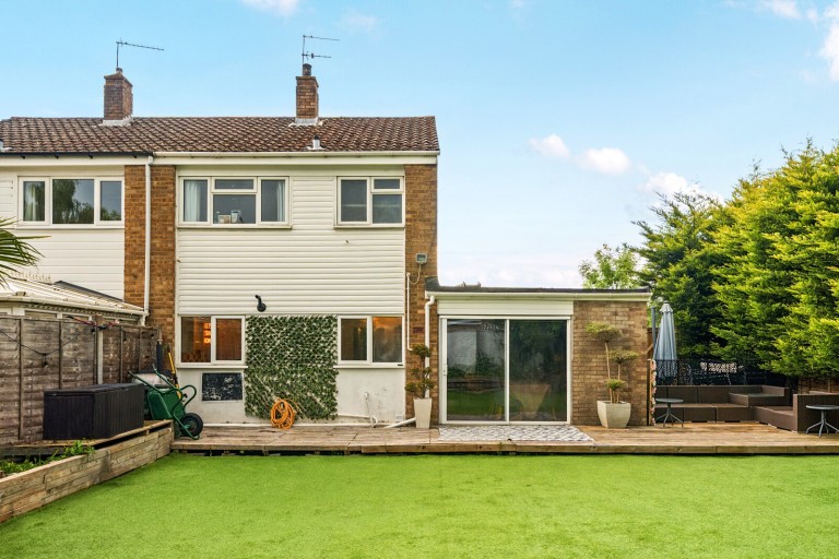 Images for Roakes Avenue, Addlestone, Surrey