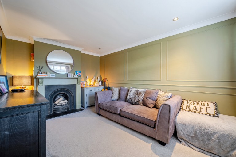 Images for Roakes Avenue, Addlestone, Surrey