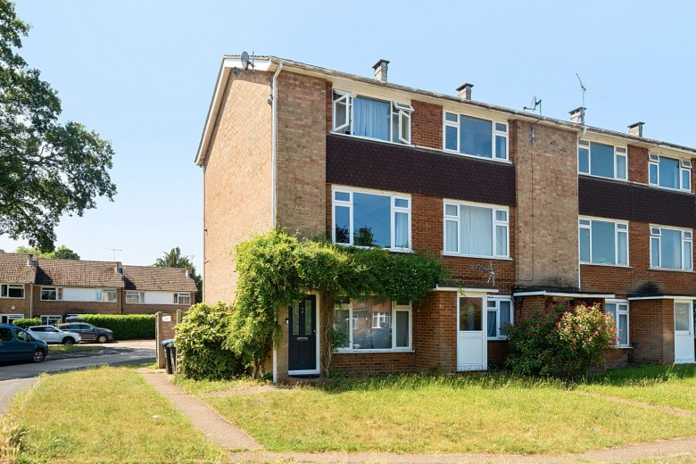 Click the photo for more details of Simplemarsh Road, Addlestone, Surrey