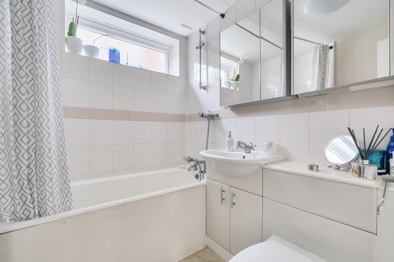 Images for Shaw Close, Ottershaw, Surrey