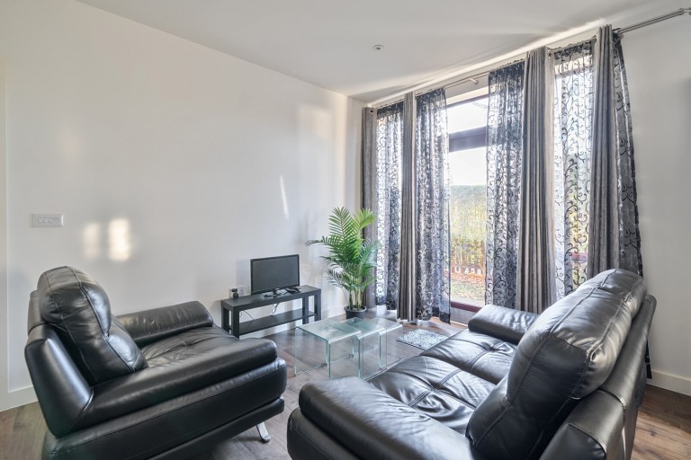 Images for Hanworth Lane, Chertsey, Surrey