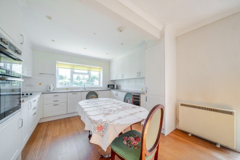 Click the photo for more details of Cabrera Avenue, Virginia Water, Surrey