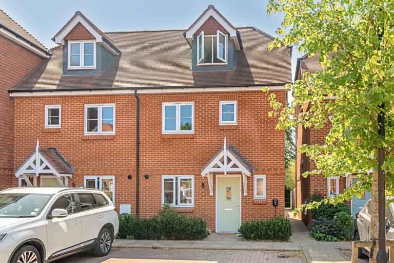 Images for Holt Close, Ottershaw, Surrey