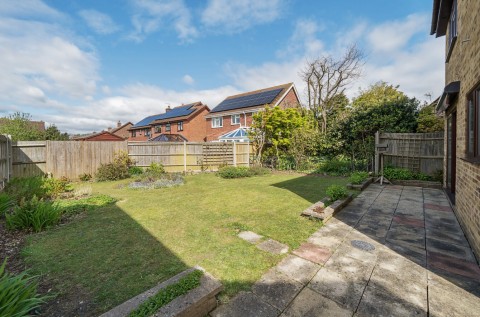 Click the photo for more details of Meadow Avenue, Locks Heath, Hampshire, SO31