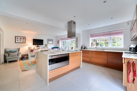 Click the photo for more details of Upper Halliford, Shepperton, Surrey
