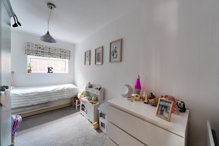 Images for Upper Halliford, Shepperton, Surrey