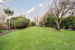 Images for Upper Halliford, Shepperton, Surrey