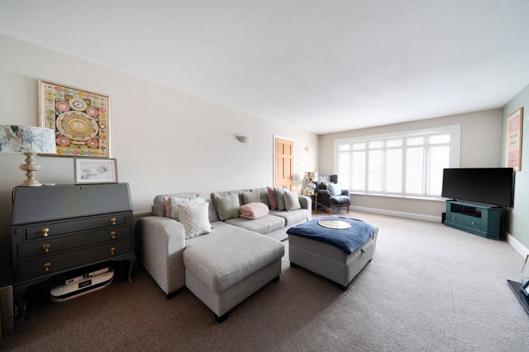 Images for Upper Halliford, Shepperton, Surrey