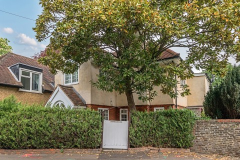 Click the photo for more details of Church Street, Lower Sunbury, Surrey