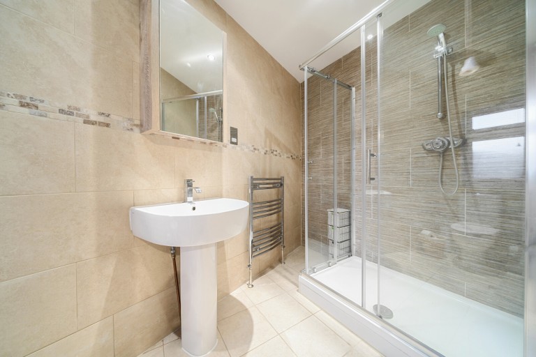 Images for Tadmor Close, Lower Sunbury, Surrey