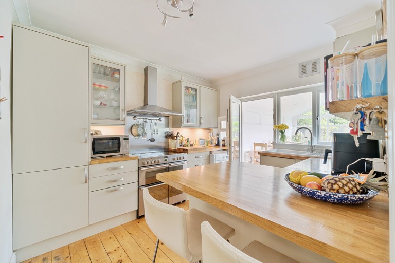 Images for Willow Way, Lower Sunbury, TW16
