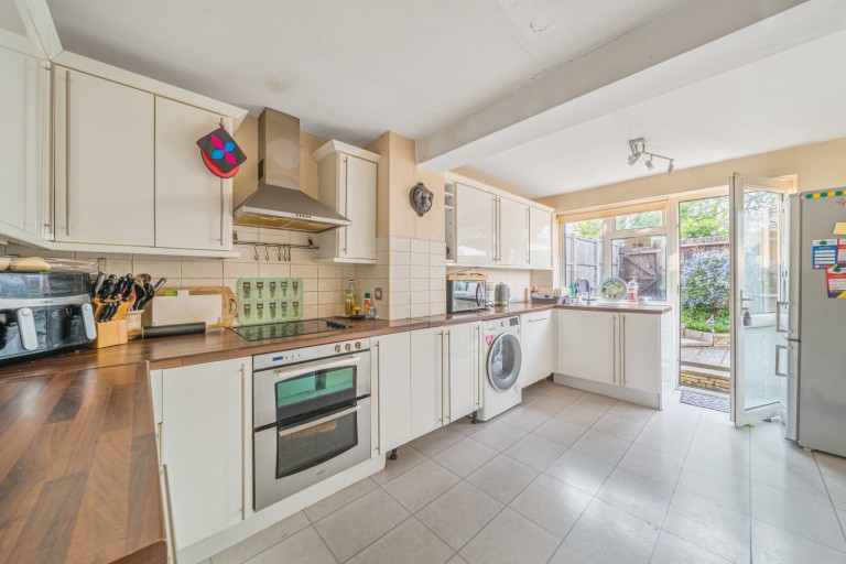 Images for Gordon Road, Shepperton, Surrey