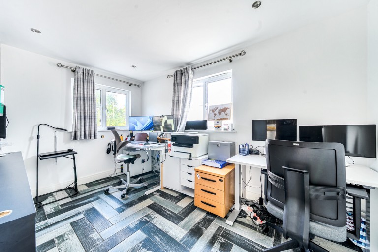 Images for Dockett Eddy Lane, Shepperton, Surrey