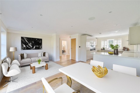 Click the photo for more details of Oakington Close, Sunbury-On-Thames, TW16
